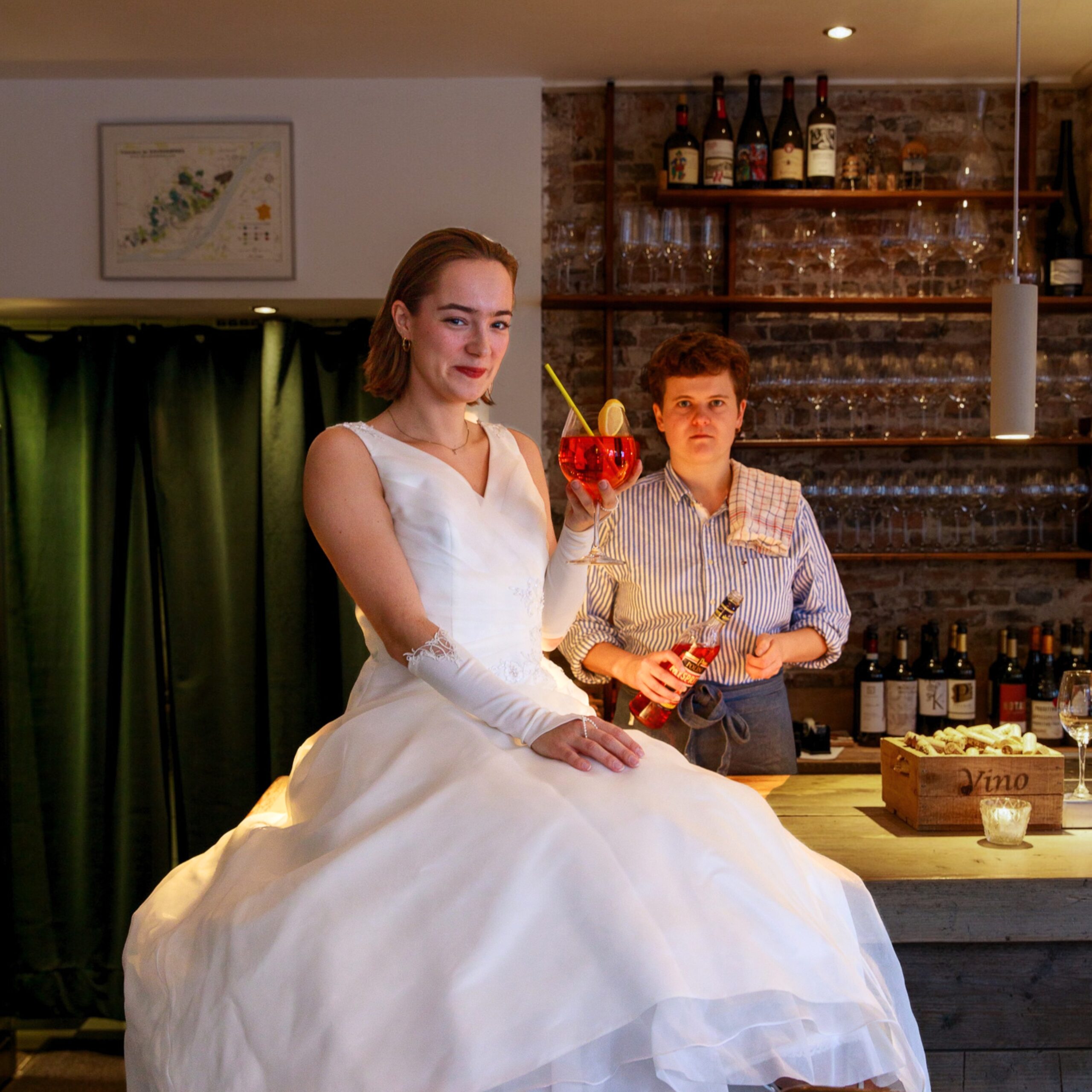 Esther & Sterre – Bar Bruid